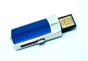 Retractor USB logo Key